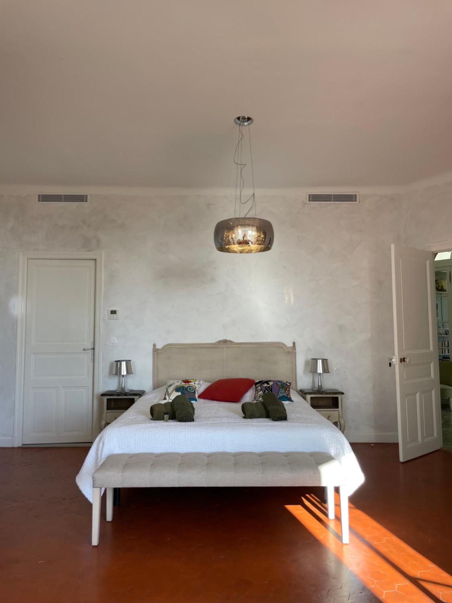 Le Chateau Des Costes Le Castellet  Exteriér fotografie